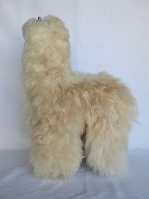 Big Alpaca 20” (beige, white, brown) - 100% Alpaca Fur - Image 5